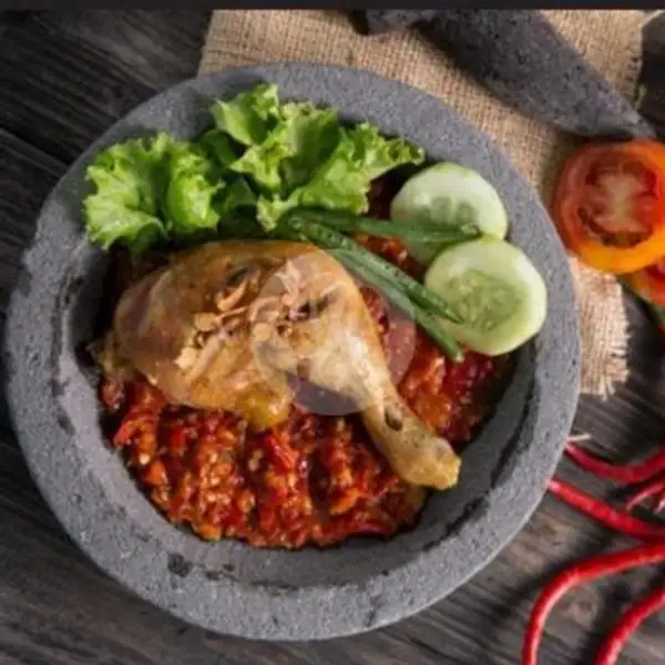 Ayam Penyet Sambal Terasi (Ayam sesuai stok) | Makan Mumer, Pakansari