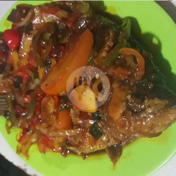 Gurame Goreng Kecap Cabai Rawit | Boy III Seafood, Lengkong Kecil
