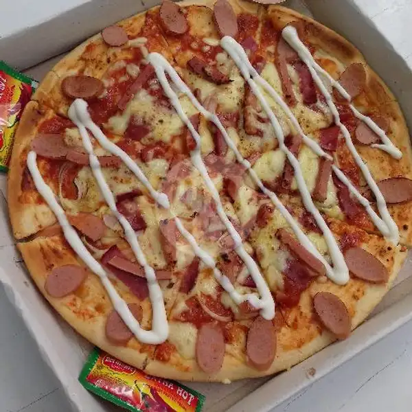 Pizza Meat Lover Small | Pizza Laziz, Poncol