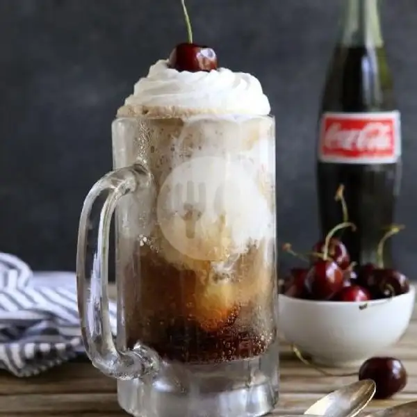 Cola Float | Queen Shen 'Ribs and Grill', Arjuna