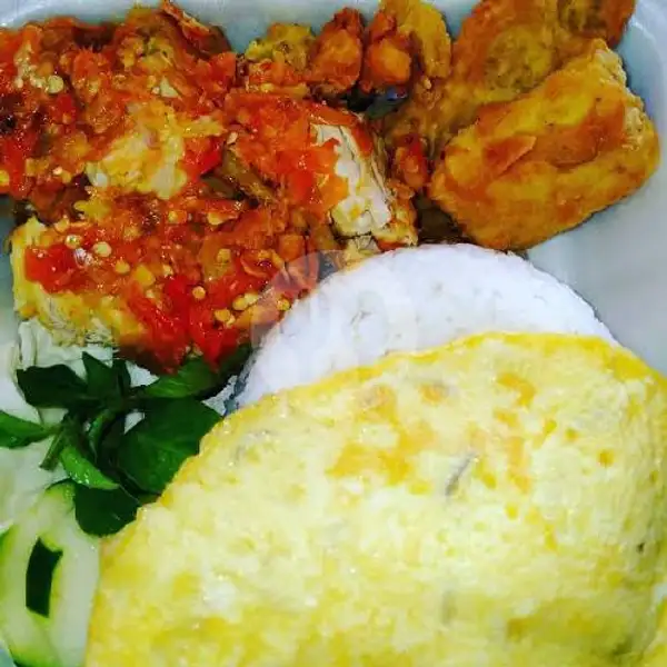 Nasi Ayam Geprek + Indomie Goreng+ Telur Dadar/Ceplok Sambal Jeletot | GEPREK HOT JELETOT