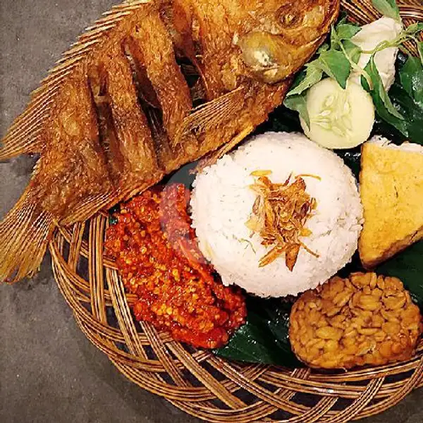 Paket Kakap Kremes(Es Teh) | Ayam Geprek Nyinyir, Baiti Jannati