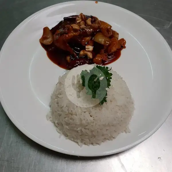 Chicken Kung Pao with Rice (Ayamg Kung Pao + Nasi) | X.O Suki Cuisine, Denpasar