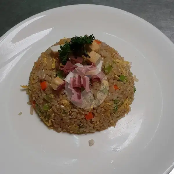Yang Chaw Fried Rice (Nasi Goreng Yang Chaw) | X.O Suki Cuisine, Denpasar