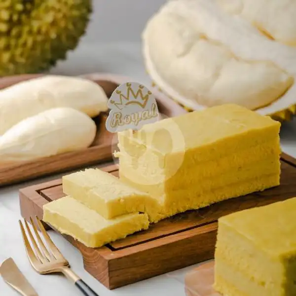 Durian Pudding Cake | ROYAL since 2006