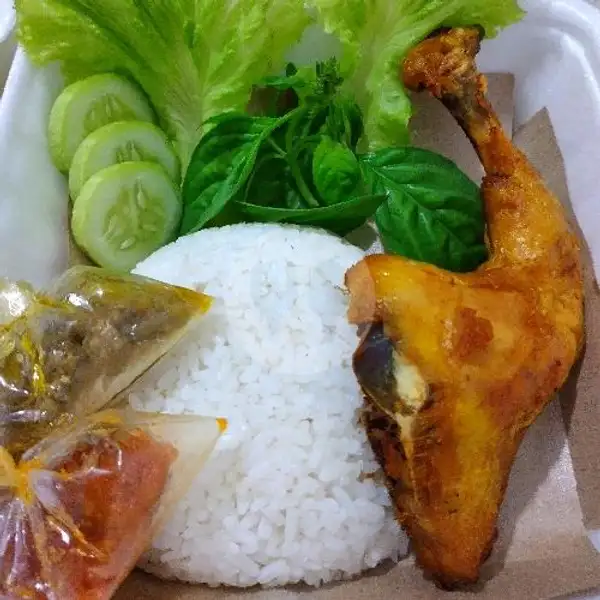 Ayam Goreng + Nasi | ICIP-ICIP, Margahayu Permai