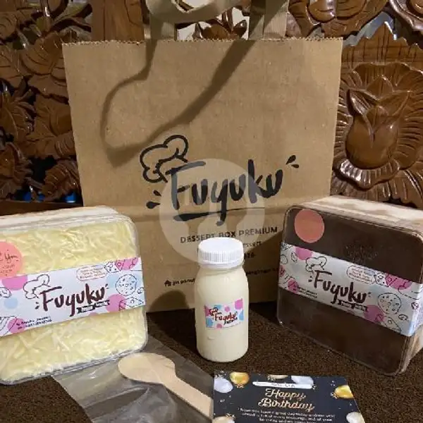 Hampers Paper Bag 2 Dessert Box Gratis Kartu Ucapan, Silahkan Pilih Kartu Ucapan Ulangtahun, Idulfitri, Congratulations. | Fuyuku dessert Box