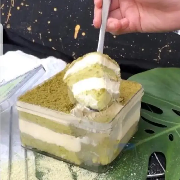 matcha gotcha | Dessertbox Oreochizu, Darmo Permai Utara Raya
