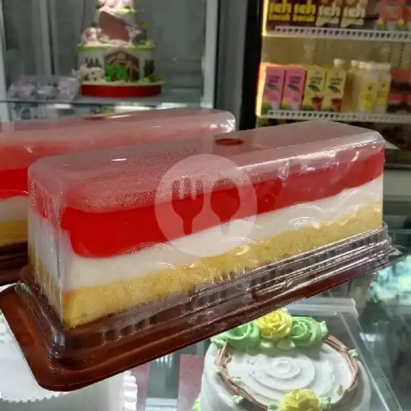 Puding Cake Mika Merah Putih | Yummy Cake & Bakery, Beteng 88