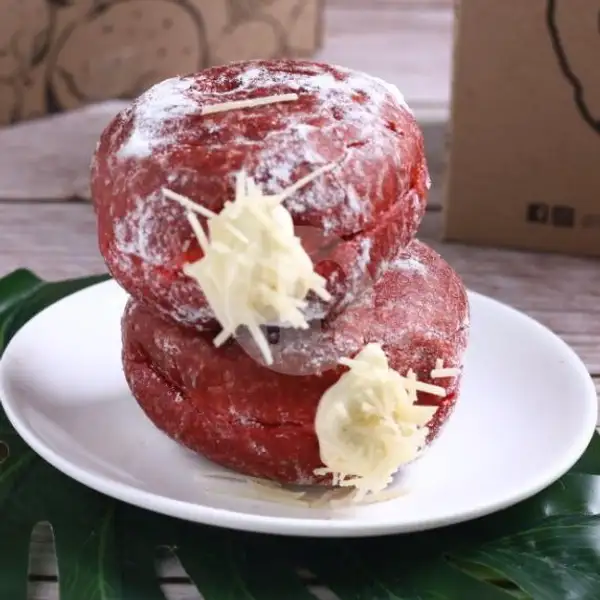 Donut Bomboloni Classic Redvelvet (1Pc) | Bombo Doughnut, Grand Batam Mall