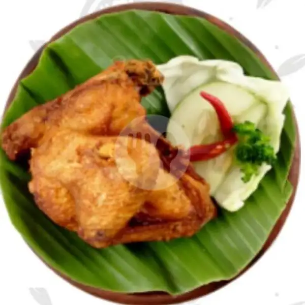 Ayam Goreng Dada + Sambal + Lalap | Pecel Lele Sriwedari, Medan Satria