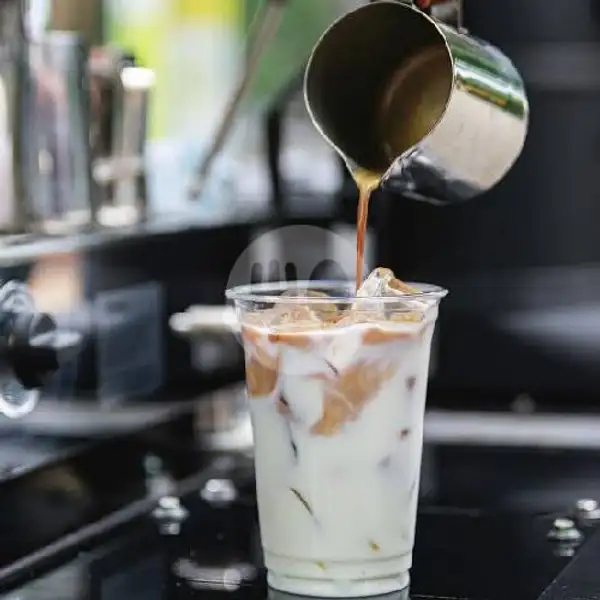 Coffee Latte | Street Bar