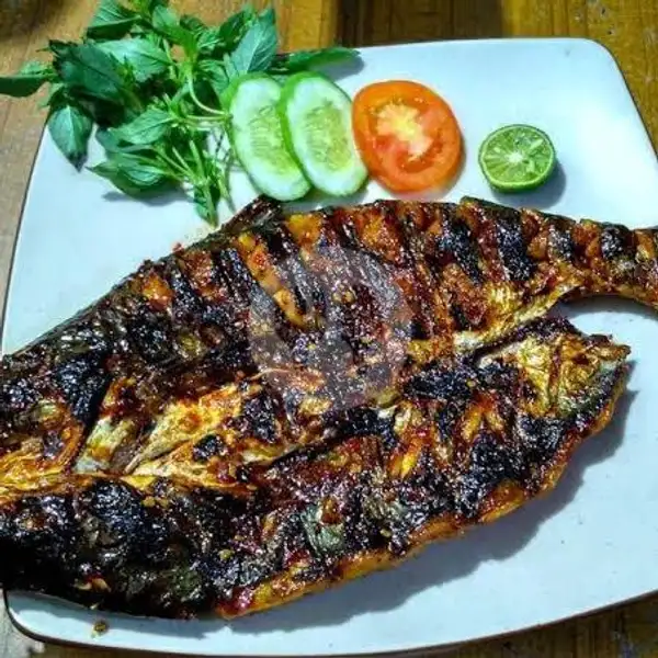 Ikan Patin Bakar | Tahu Tek & Ceker Ndower Nagihi, Berbek