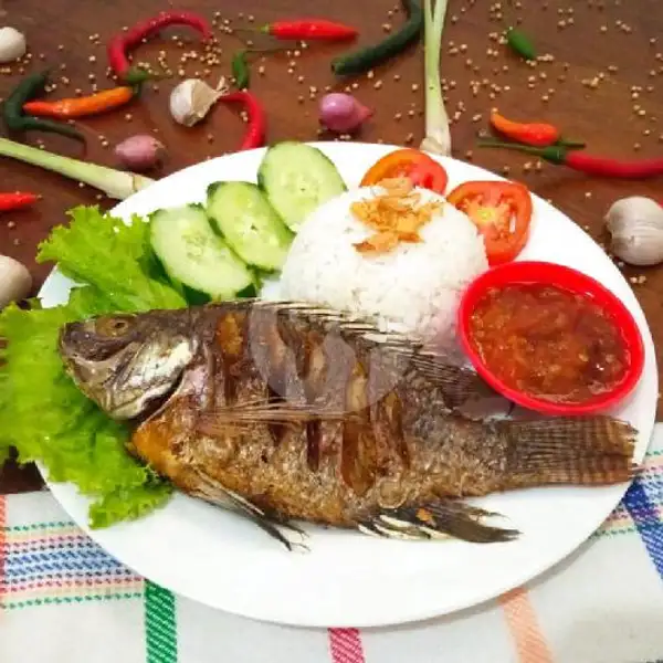 Ikan Nila (jaer) Goreng Kremes | Pondok Ikan Bakar Bu Oen, Purwokerto Timur