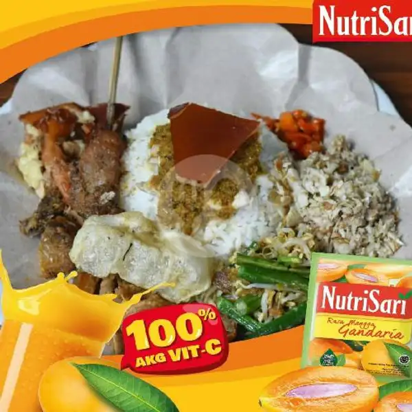Nasi Babi Guling Biasa + Es Nutrisari Mangga Gandaria | Babi Guling Swari, Denpasar