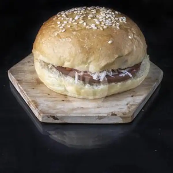 Roti Burger | Majestyk Bakery & Cakes, Plered