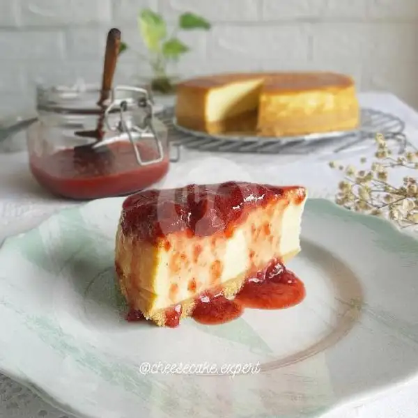 New York Cheesecake With Strawberry Compote Sauce | Cheesecake Expert, Kotagede
