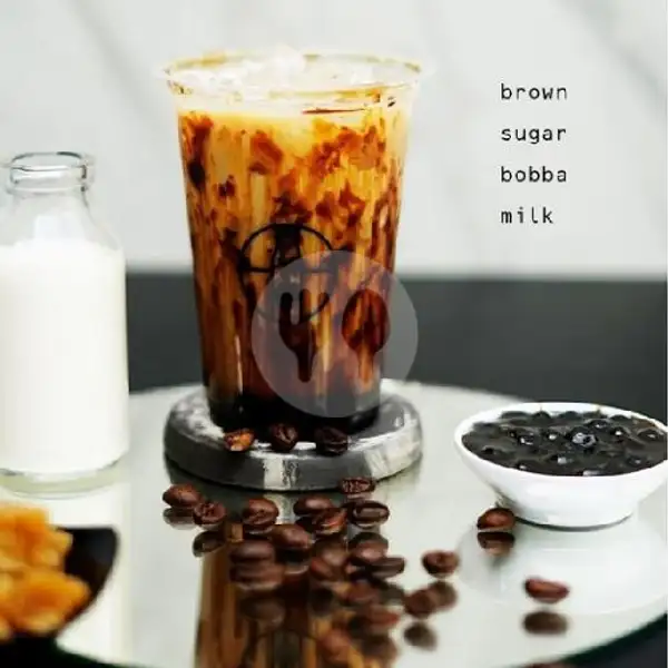 Sugar Boba Milk Vanilla Latte (Medium) | Sugar Bobamilk Series 2, G Obos