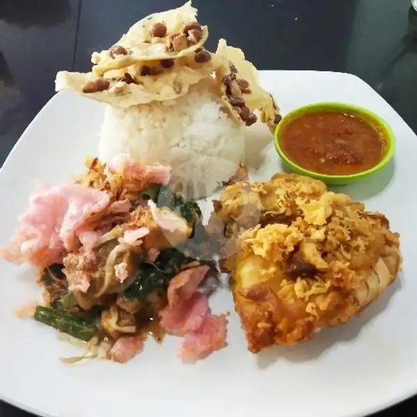 Nasi Urap Ayam Penyet Dada + Peyek | Ayam Penyet Jakarta, Dr Mansyur