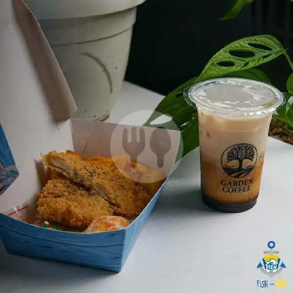 Paket E (Chicken Snitzel And Potato Wedges + Ice Garden Coffee) | Fish-Box, ITB