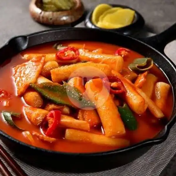 Tteokbokki / Toppoki Mix Seafood ( Medium ) | Ayam Geprek Bang Joo, Tambaksari