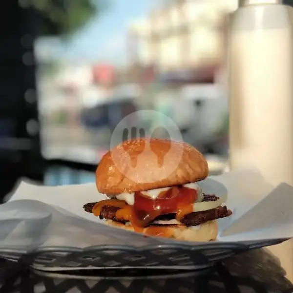 COMPLETE CHICKEN BURGER | The K&K Burger Arang