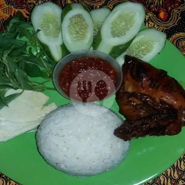 Nasi Ayam Goreng | Ayam Bakar Bejo, Cut Mutia
