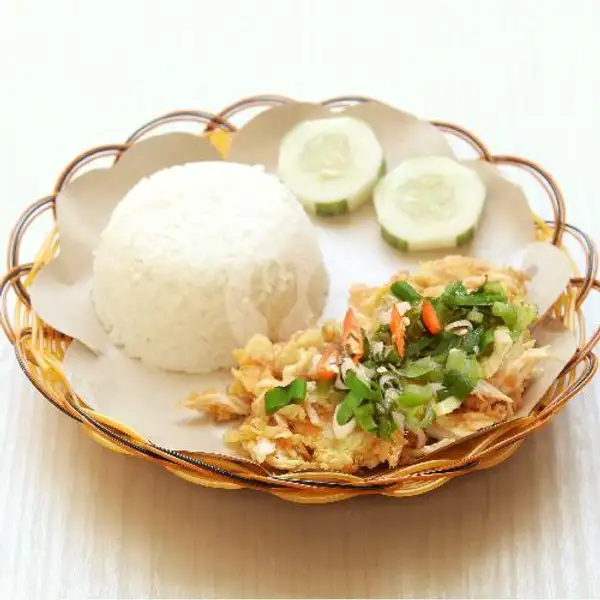 Nasi Ayam Geprek Cabe Garam | Resto Mau? (Ayam Geprek, Indomie, Paru, Pisang Keju), Gubeng