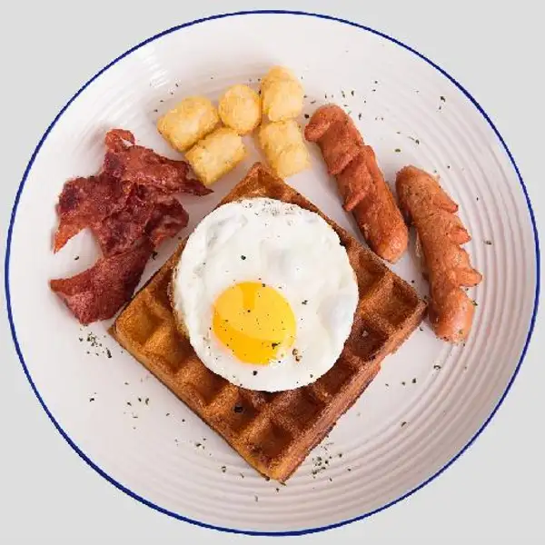Big Brown Breakfast ( Chicken) | Brownfox Waffle & Coffee, Denpasar