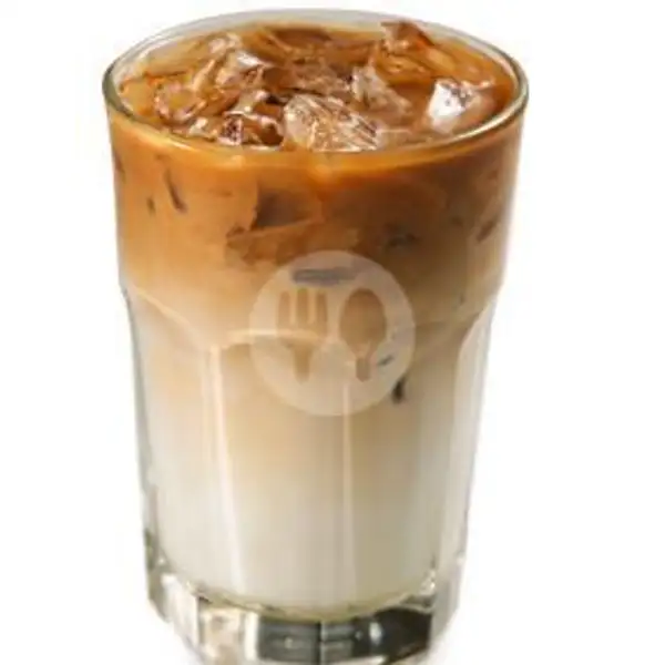 Iced Latte | Brownfox Waffle & Coffee, Denpasar