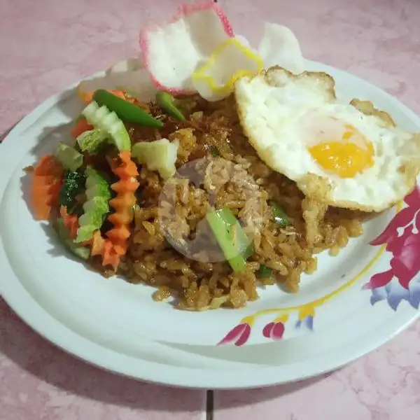 Nasi Goreng Ayam Sosis | Warung Kwetiaw Tante Imey, Cemara