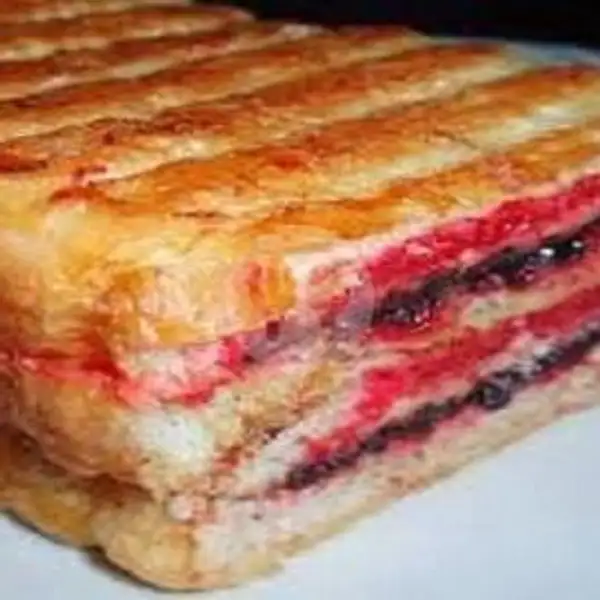 Roti Bakar Kasino Mix Meses + Strawberry/ Bluebery | Roti Bakar & Kukus Nadira, Cimahi