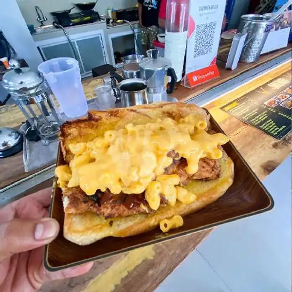 Mac N Cheese Chicken Sandwich | Sandwich Nation, Hi Sulaiman
