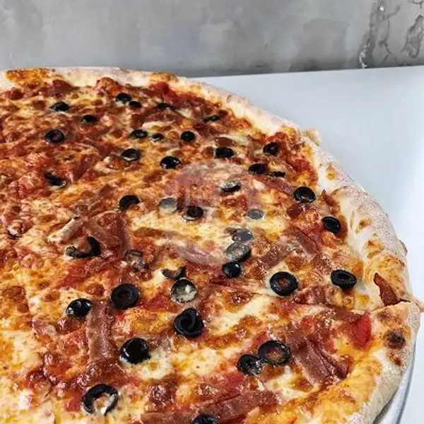 Whole Bacon Olive | Pizza Place, Dago