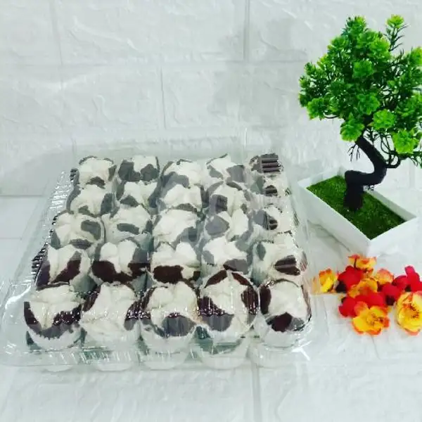 Bolu Kukus Coklat Isi 50 Pcs | Kue Ulang Tahun ARUL CAKE, Pasar Kue Subuh Senen