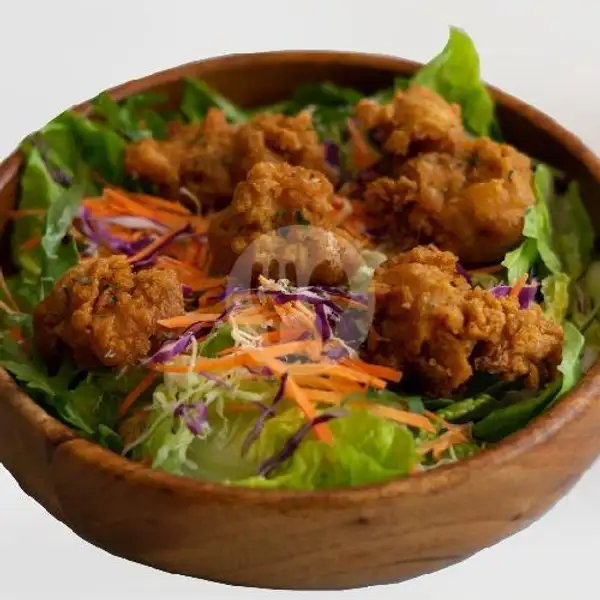 Karaage Salad | Brownfox Waffle & Coffee, Denpasar