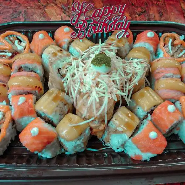 Big Teio Tray Package 1 | Sushi Teio, Buah Batu
