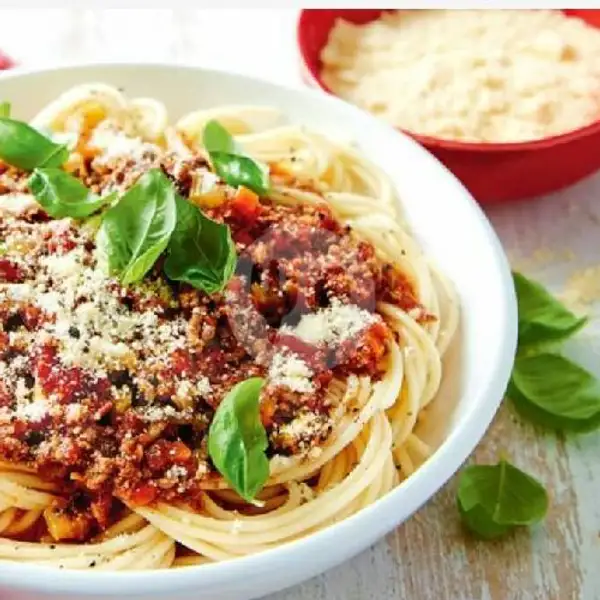 Spaghetii Bolognese (ayam) | Kudapan Milenial