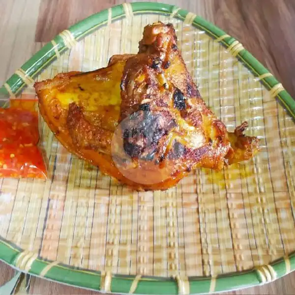 Ayam Bakar / Goreng Supperr Besarr | Ayam Kremes Dan Lele Kremes Khansa, Sekip Jaya