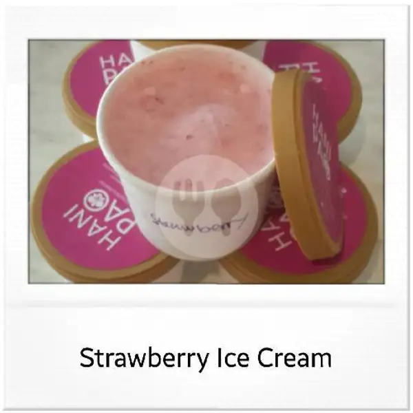 Strawberry Ice Cream | Hani Pao, Gading Serpong