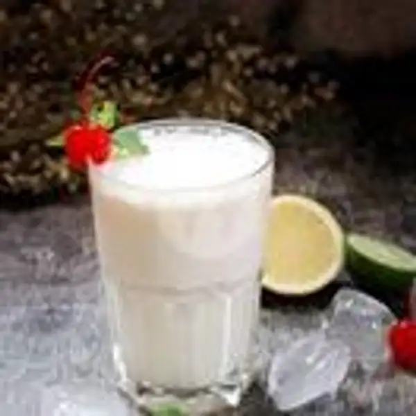 Vanilla Milkshake | Moshi-Moshi Ramen, Klojen