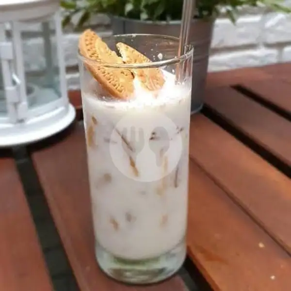 Rum Regal Latte (Non-Alcohol) | Kopi Kayu Rempah