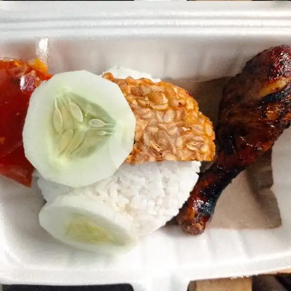 Ayam Bakar + Es Teh | Nasi Malam Lombok, Pejanggik
