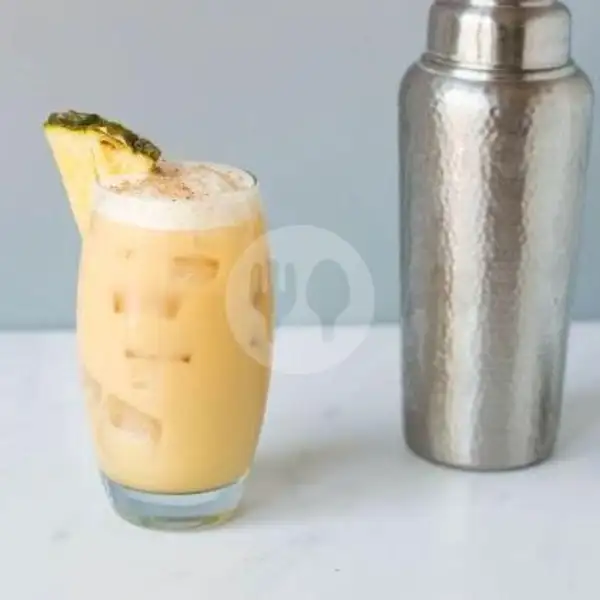 Ice Shaker Honey Pinapple | STEAK & SOFT DRINK ALA R & T CHEF