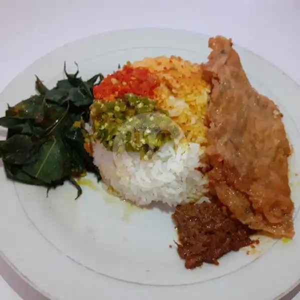 Nasi + Telur Dadar | Ranah Minang, Sesetan