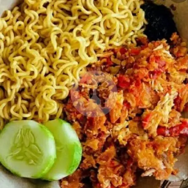 Indomie Goreng + Ayam Geprek | Kuliner Kita, Panbil Mall