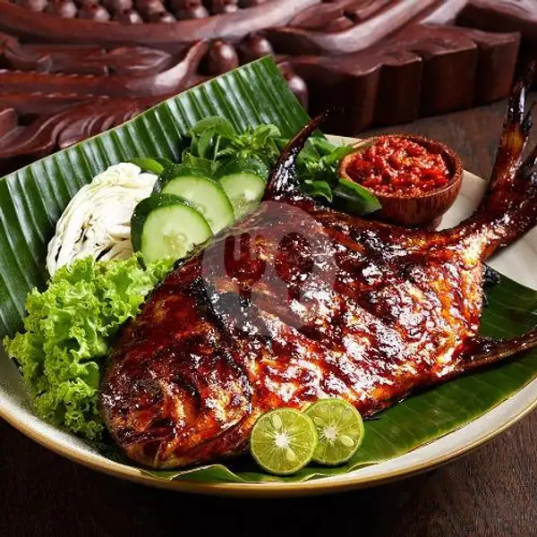 Bawal Bakar 8 Ons Saus Madu | Sate & Seafood Senayan, Kebon Sirih