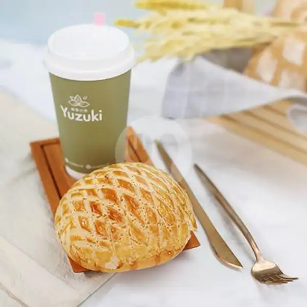 Hongkong Polo | Yuzuki Tea & Bakery Majapahit - Cheese Tea, Fruit Tea, Bubble Milk Tea and Bread