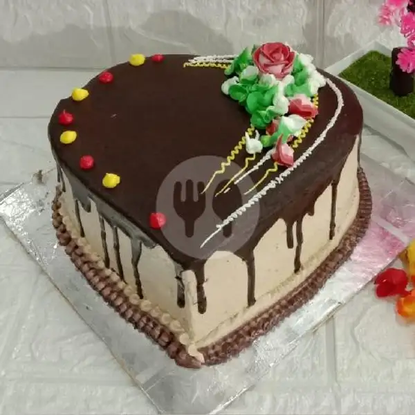 Kue Ulang Tahun Coklat Siram Love Ukuran 20 | ANEKA ULANG TAHUN TATA SULE