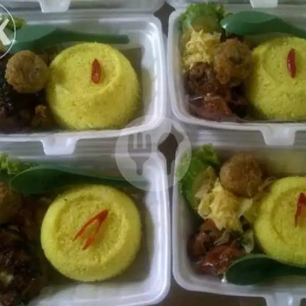 Nasi Kuning Rames | Martabak Jadul Minyak Gajeh Bu Indah, Sukun